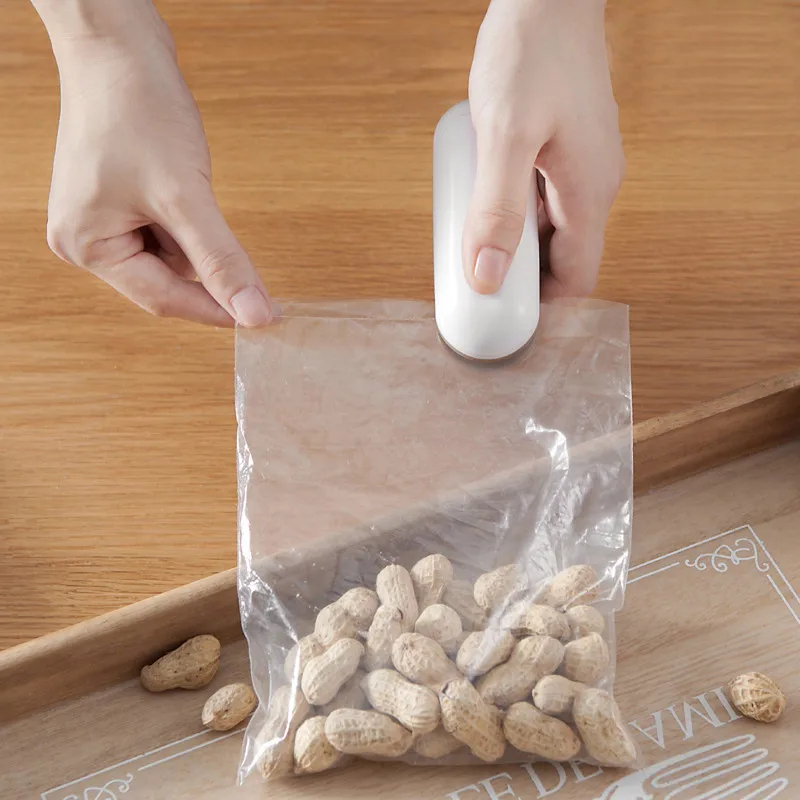 เครื่องซีลถุงพลาสติก, เครื่องซ - Kitchen Gadgets Needed บทวิจารณ์และราคา